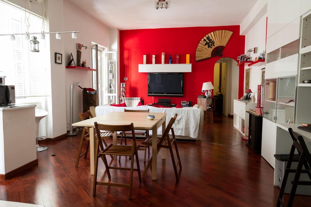 Vacanze Romane Con Giardino Bilik gambar