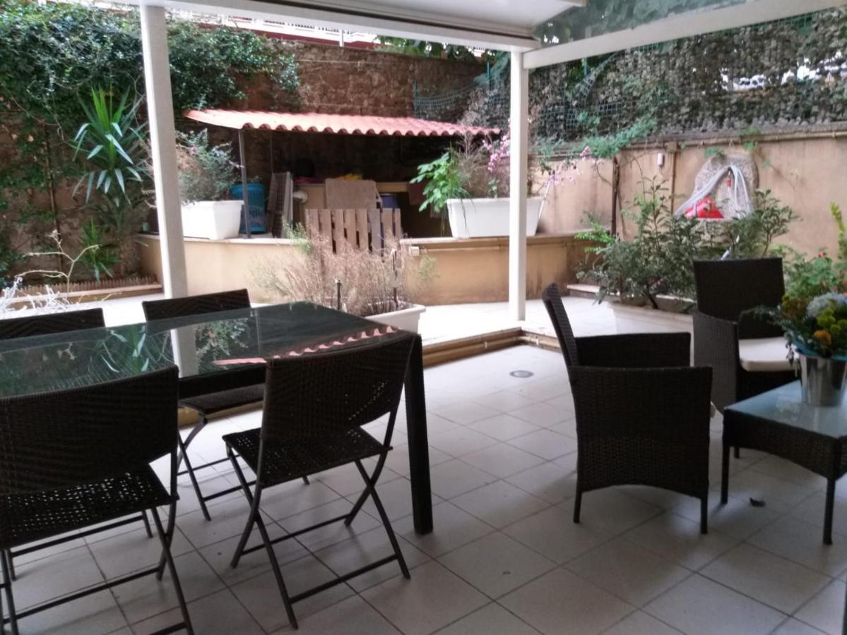 Vacanze Romane Con Giardino Luaran gambar